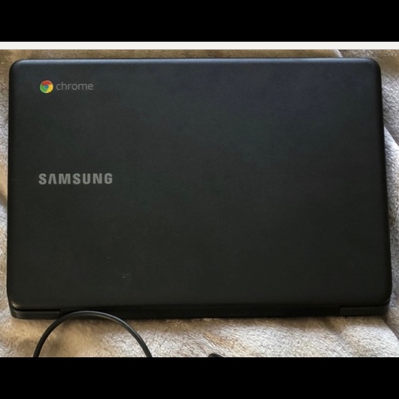 COPY - Samsung Google Cromebook - Picture 2 of 3